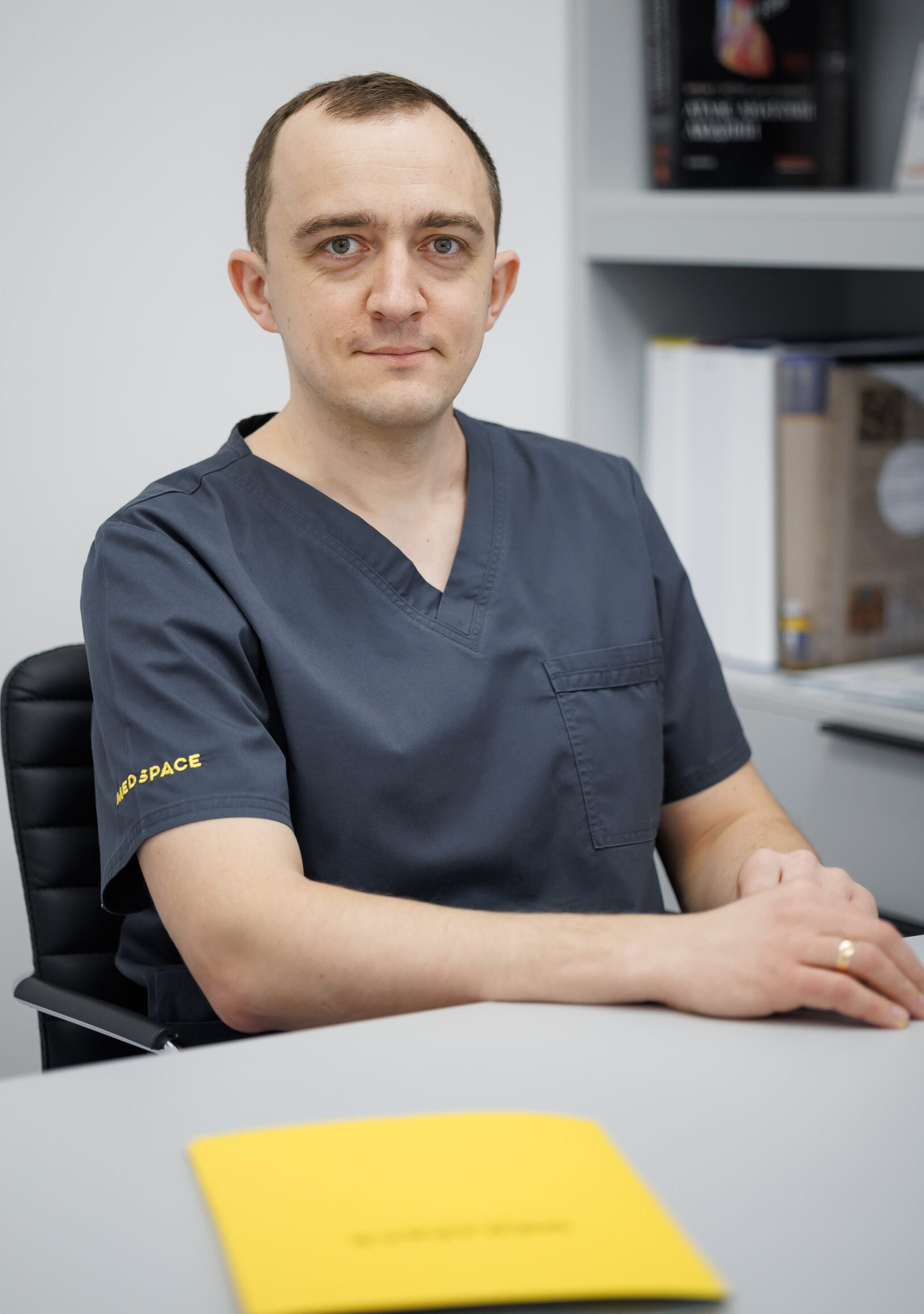 Новосільський Роман - дитячий отоларинголог